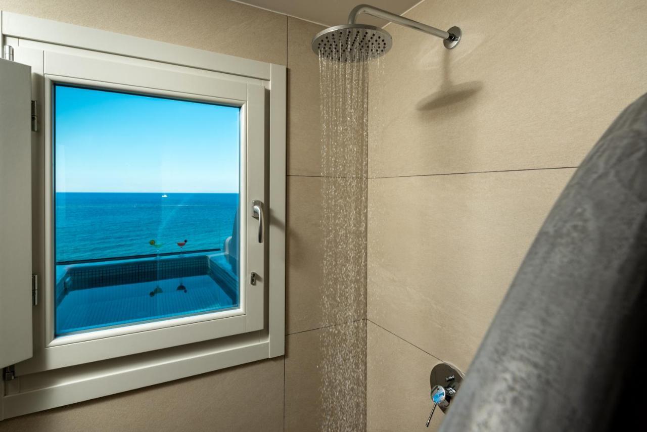 Neoma Luxury Suites 卡特瑞杜斯 外观 照片