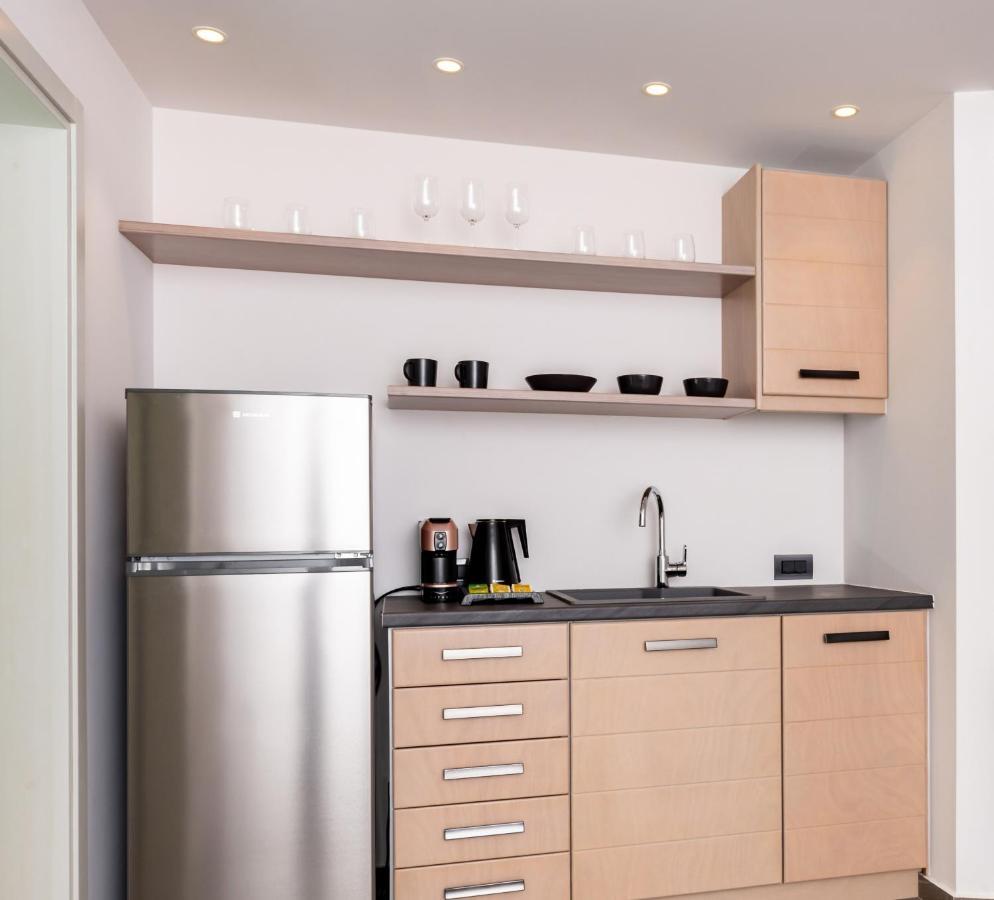 Neoma Luxury Suites 卡特瑞杜斯 外观 照片